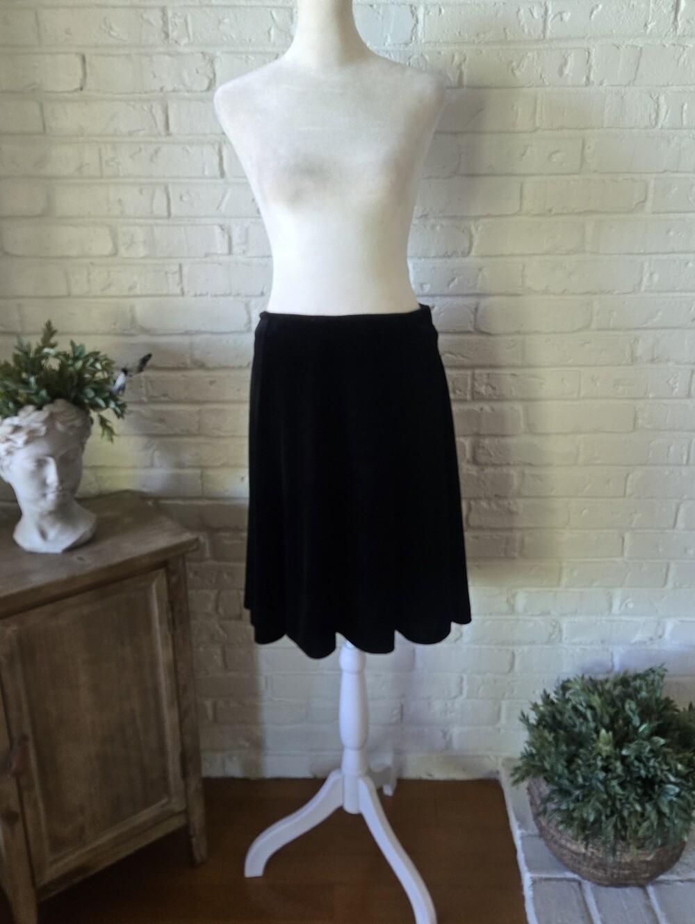 NWOT Cece Black Velvet Skirt, A Line, Lined, S, 4/6, Party, Holidays